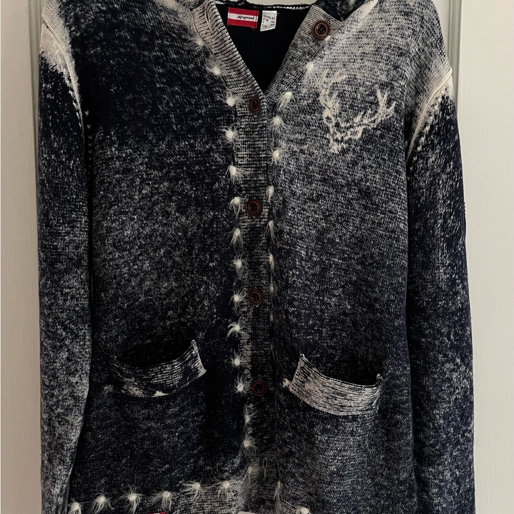 Blue and White Algwand cardigan L/XL